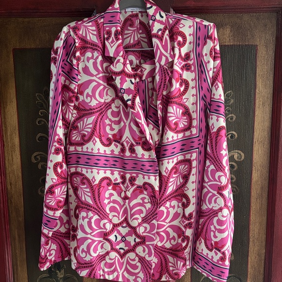 Mango Other - Mango jacket and shorts Patterned Women's Top M-L